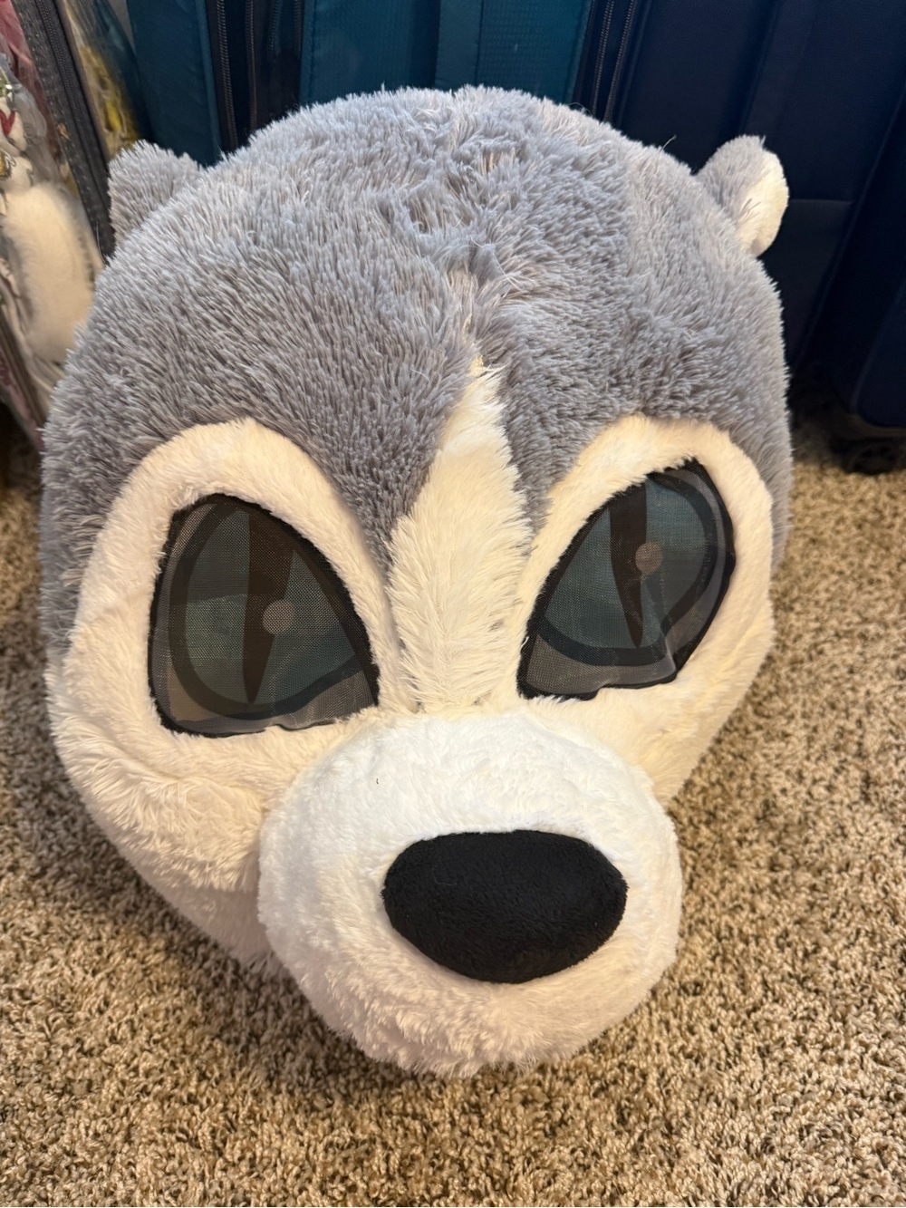 Maskimals Wolf Plush Animal Head Costume
Dan Dee Greeter head